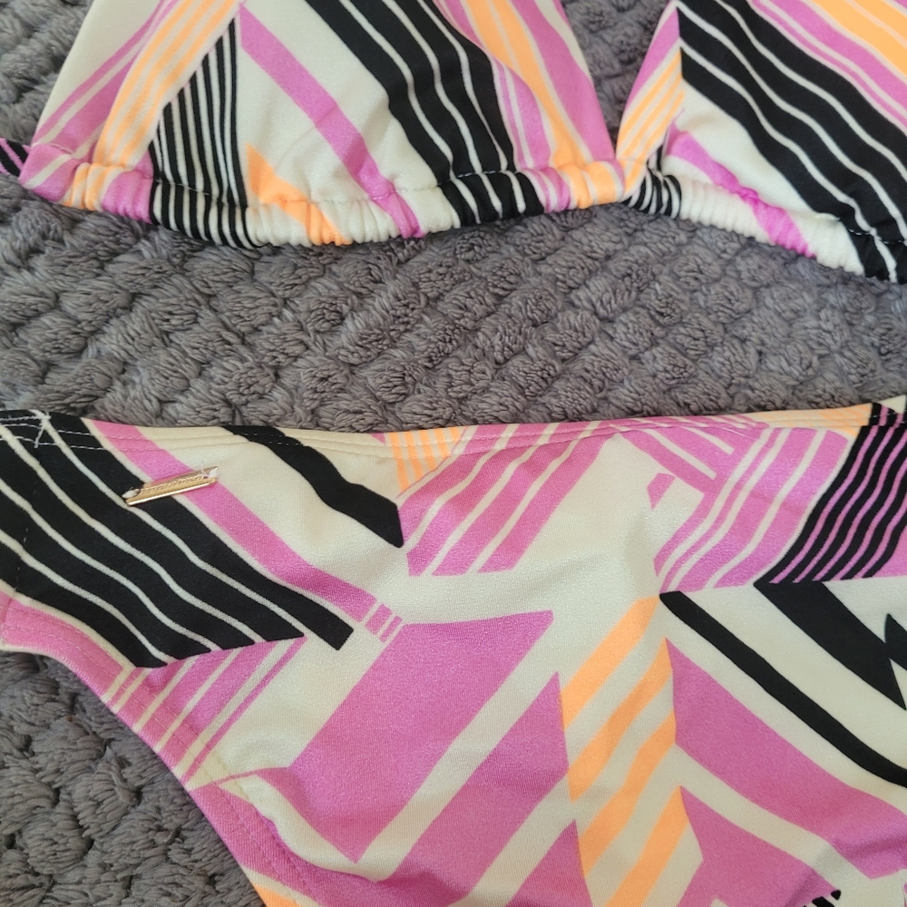 Stylish Multicolor Bikini Set - Picture 4 of 10
